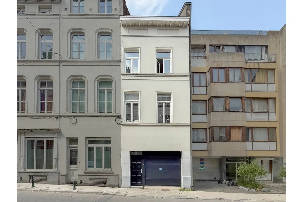 Huis te  in Elsene 1050 895000.00€ 6 slaapkamers 238.00m² - Zoekertje 659811