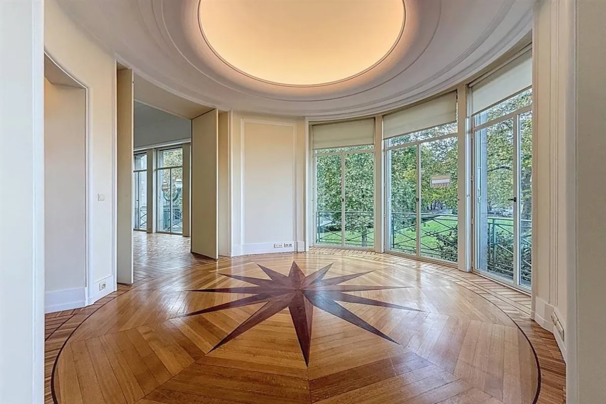 Duplex te  huur in Elsene 1050 3900.00€ 3 slaapkamers 425.00m² - Zoekertje 618376