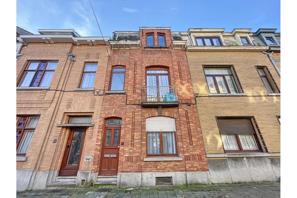 Mixgebouw te  koop in Anderlecht 1070 359000.00€ 3 slaapkamers 152.00m² - Zoekertje 618164