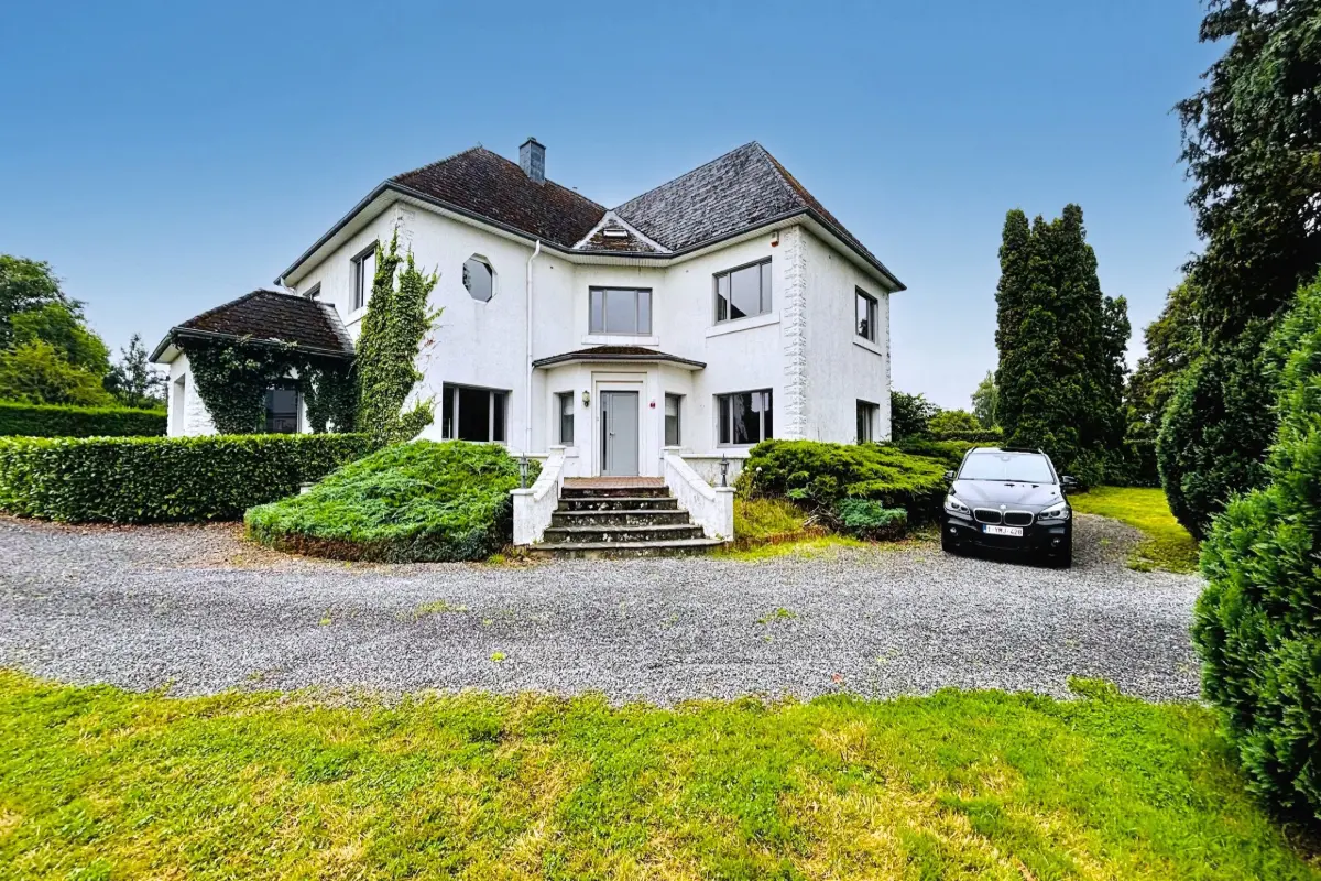 Villa à louer à Wellin 6920 1370.00€ 6 chambres 253.00m² - annonce 618818