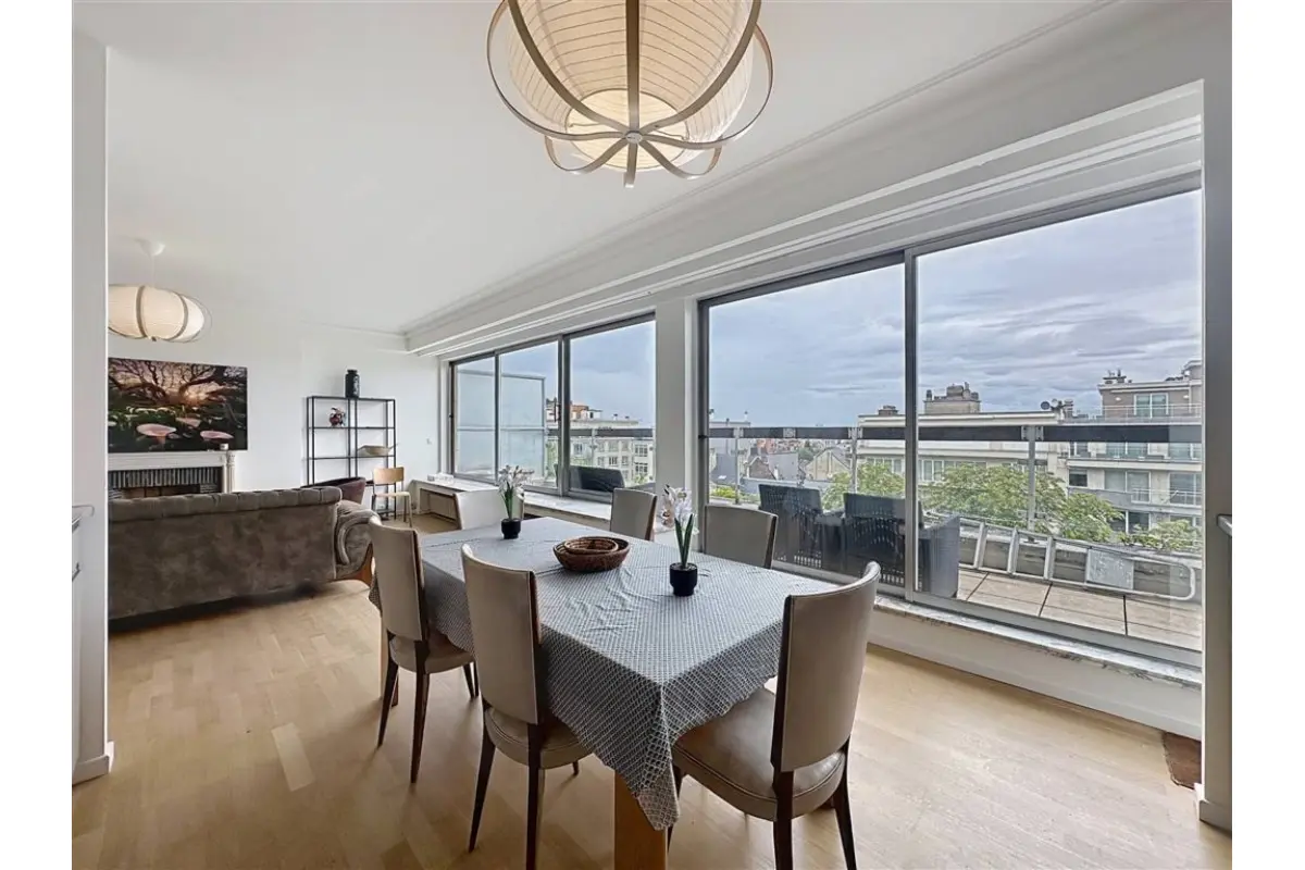 Penthouse te  huur in Elsene 1050 2950.00€ 5 slaapkamers 190.00m² - Zoekertje 618292