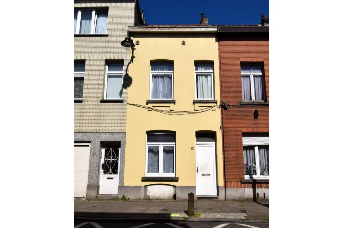 Huis te  koop in Sint-Jans-Molenbeek 1080 295000.00€ 4 slaapkamers 120.00m² - Zoekertje 620362