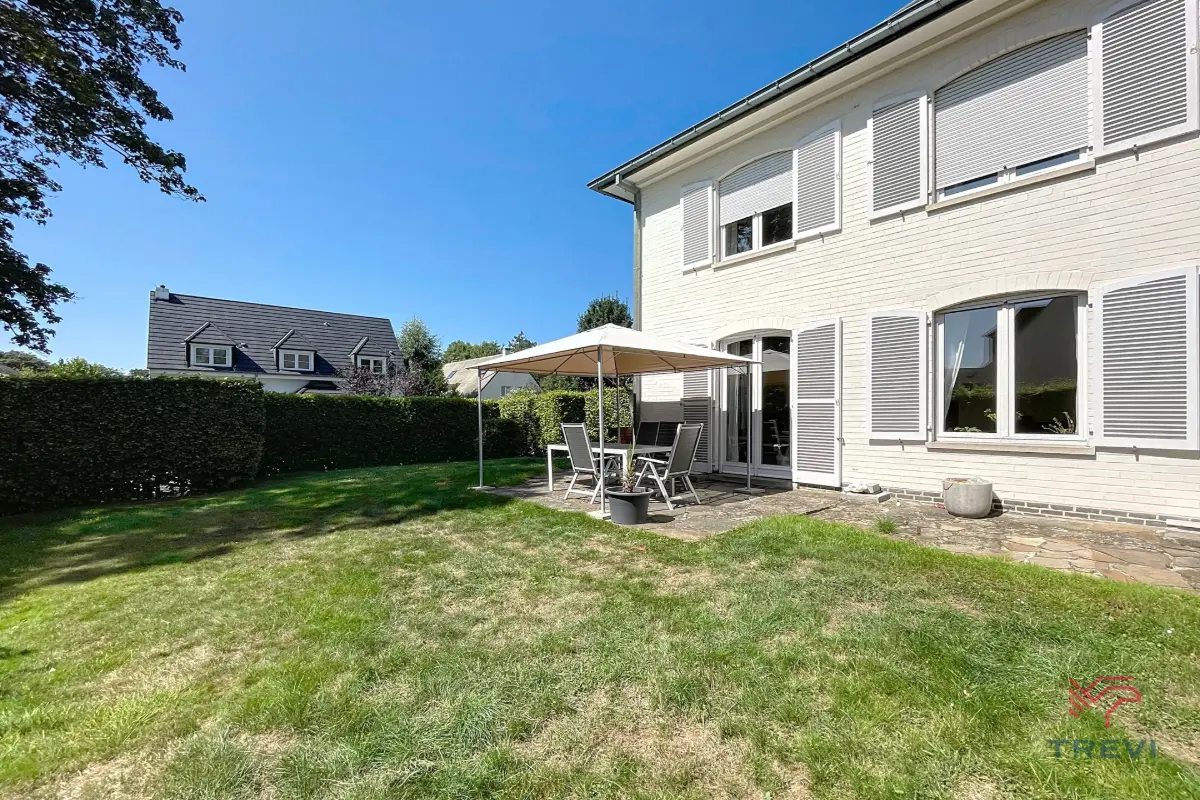 Villa à louer à Rhode-Saint-Genese 1640 1800.00€ 3 chambres 145.00m² - annonce 620500