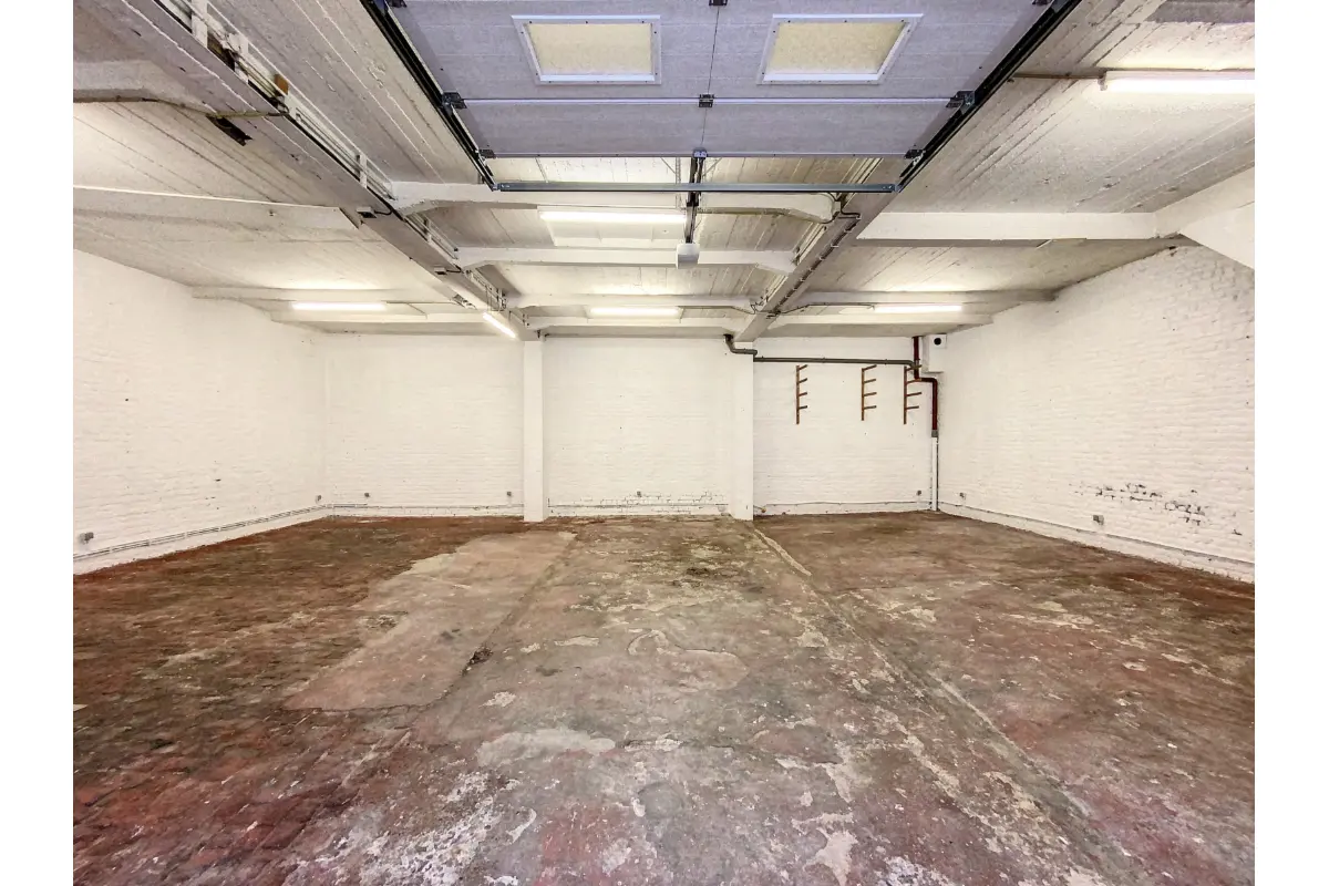 Handelszaak te  huur in Jette 1090 1080.00€  slaapkamers 105.29m² - Zoekertje 621531