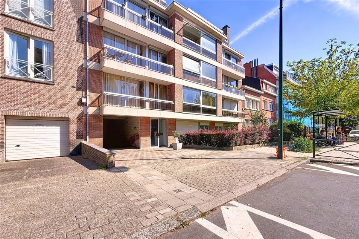 Appartement te  koop in Jette 1090 165000.00€ 1 slaapkamers 48.00m² - Zoekertje 621412