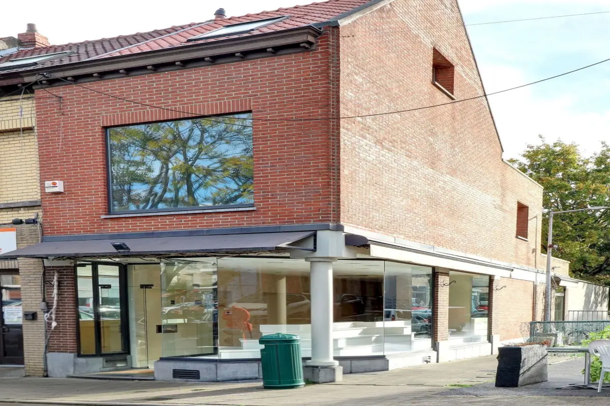 Handelszaak te  koop in Sint-Pieters-Woluwe 1150 545000.00€  slaapkamers 170.00m² - Zoekertje 621600