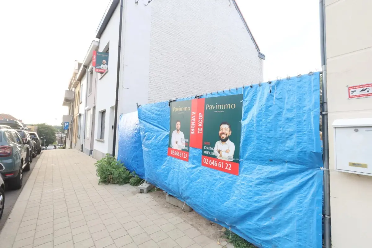 Terrain à bâtir à  à Neder-Over-Heembeek 1120 185000.00€  chambres m² - annonce 621238