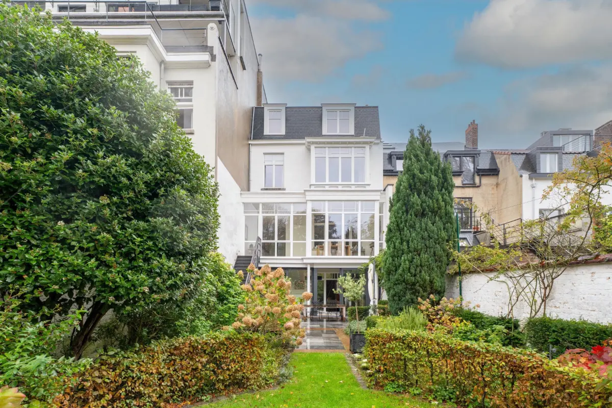 Maison à louer à Uccle 1180 6900.00€ 6 chambres 575.00m² - annonce 622037