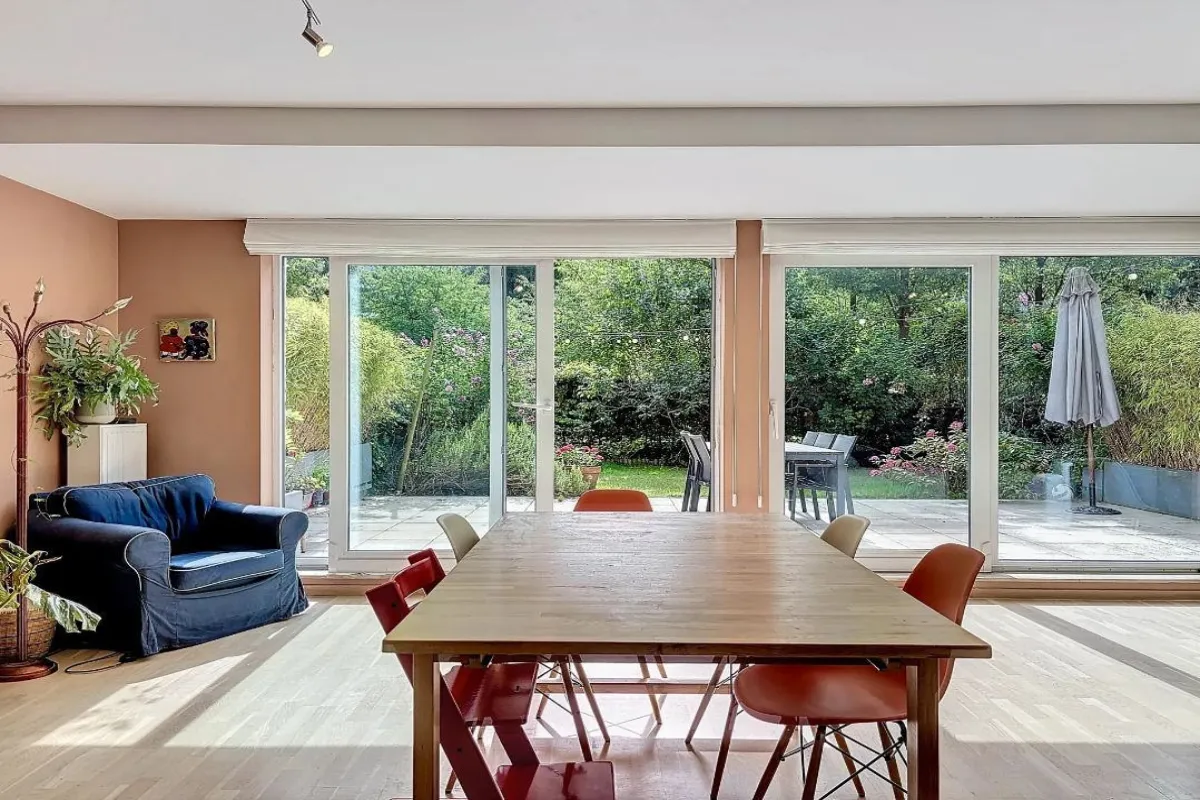 Benedenverdieping te  huur in Evere 1140 1900.00€ 3 slaapkamers 133.00m² - Zoekertje 621929