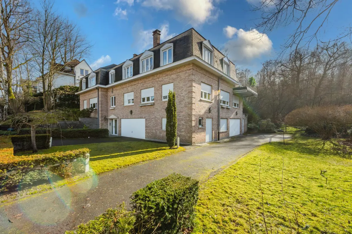 Mixgebouw te  koop in Sint-Pieters-Woluwe 1150 2250000.00€ 10 slaapkamers 1000.00m² - Zoekertje 622891