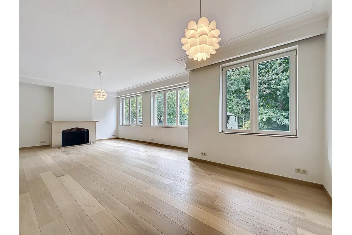 Appartement te  in Ukkel 1180 2150.00€ 3 slaapkamers 135.00m² - Zoekertje 622495