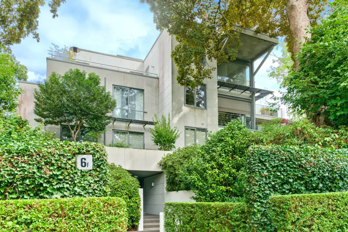 Appartement te  in Ukkel 1180 5500.00€ 3 slaapkamers 265.00m² - Zoekertje 623002