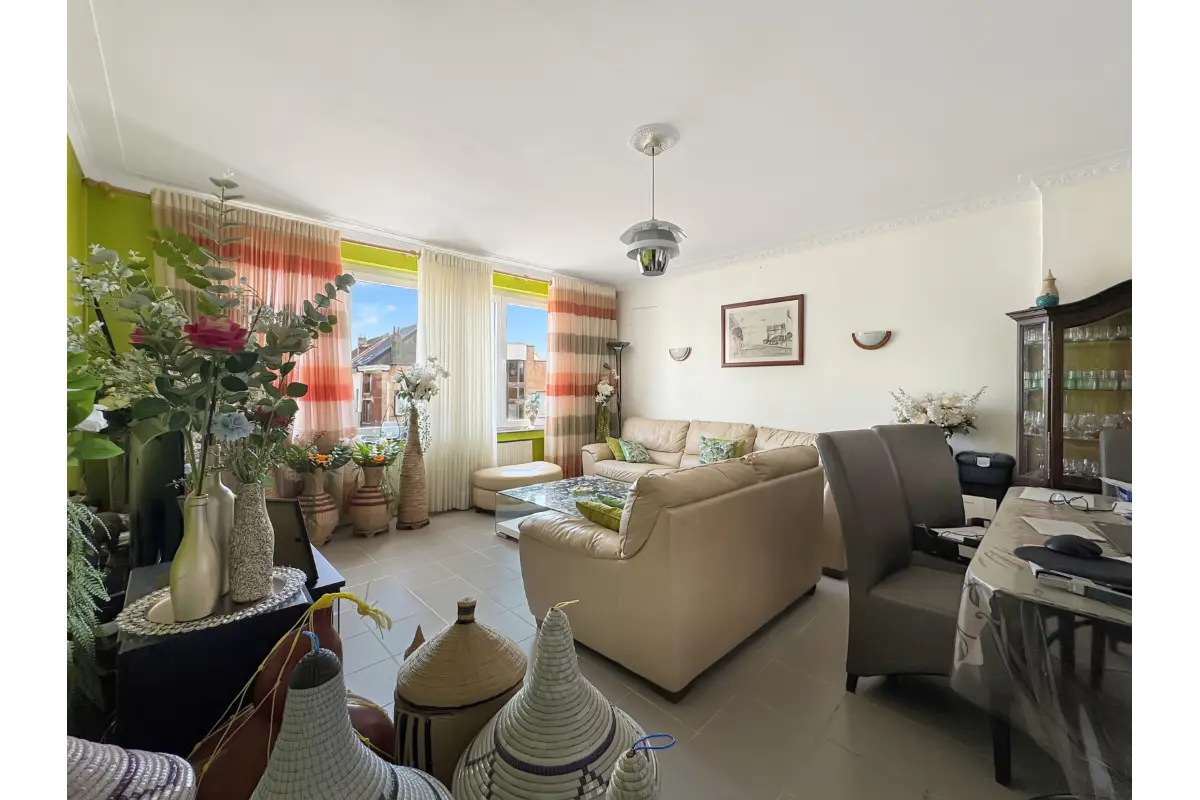 Huis te  koop in Neder-Over-Heembeek 1120 465000.00€ 3 slaapkamers 178.00m² - Zoekertje 622468