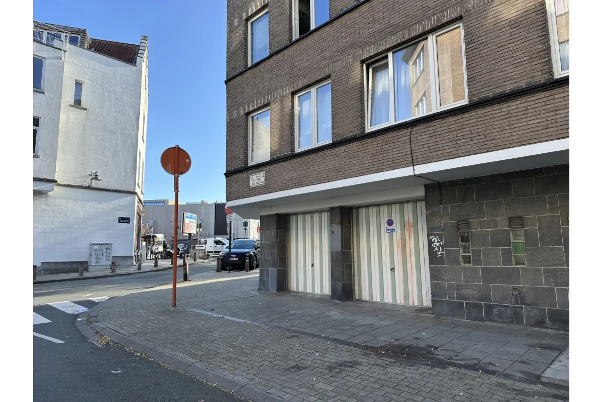 Parking / garage à vendre à Schaerbeek 1030 32000.00€  chambres m² - annonce 623565