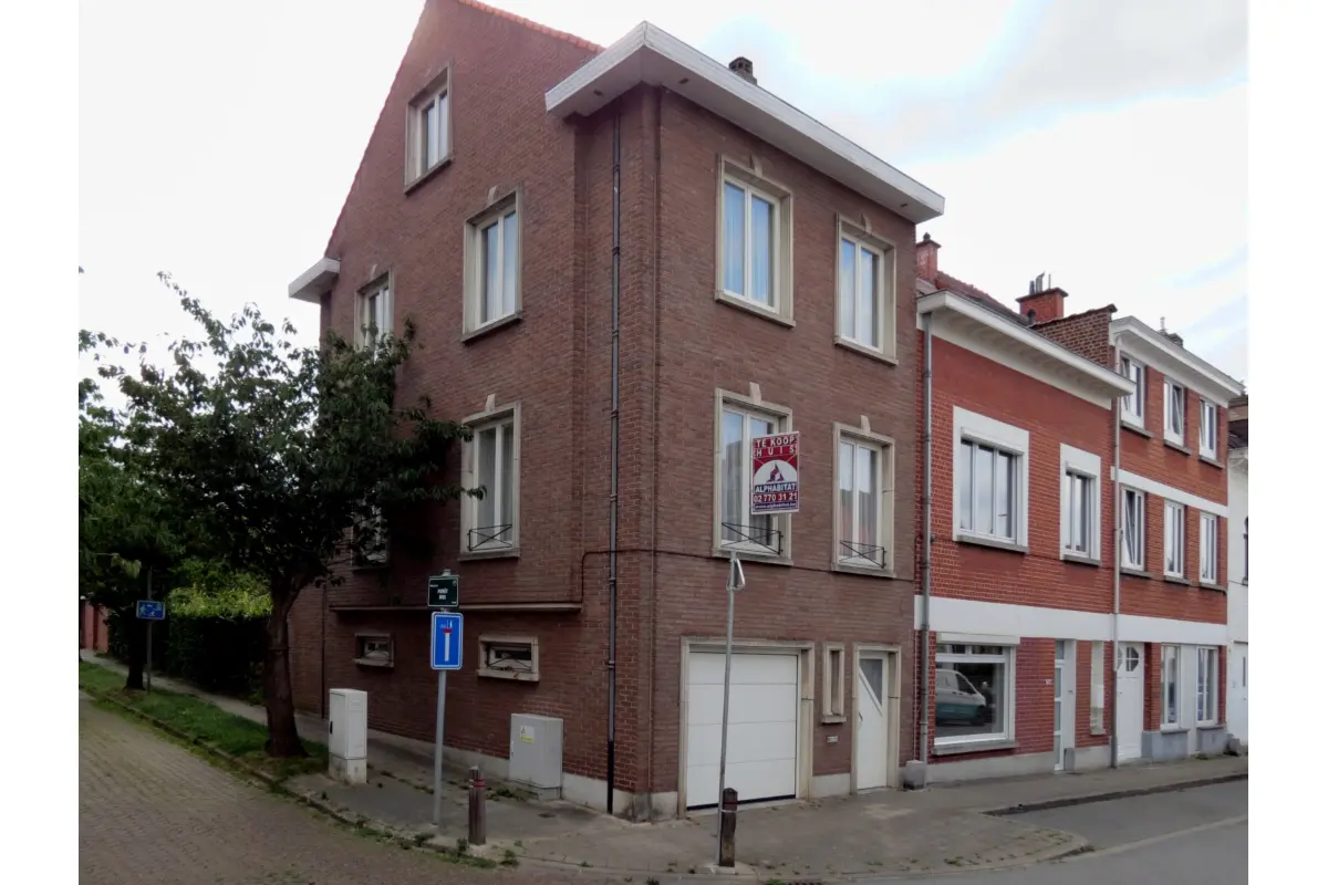 Huis te  in Sint-Pieters-Woluwe 1150 790000.00€ 4 slaapkamers 185.00m² - Zoekertje 623551