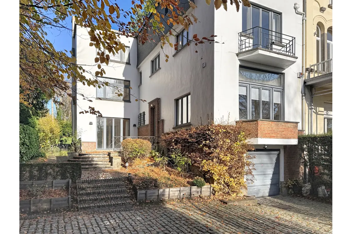 Maison à louer à Uccle 1180 4900.00€ 4 chambres 343.00m² - annonce 624463