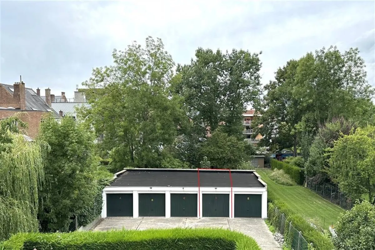 Parking / garage à louer à Wavre 1300 130.00€  chambres m² - annonce 624497