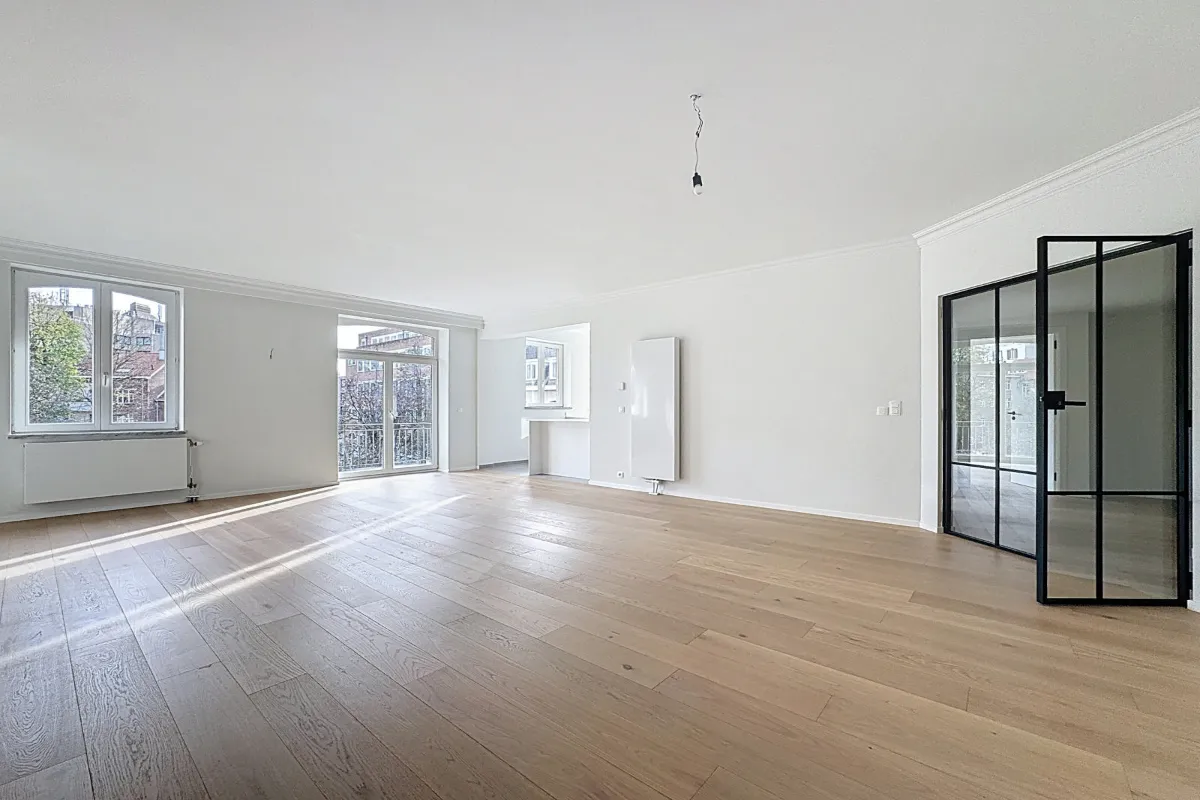 Appartement à louer à Saint-Gilles 1060 2700.00€ 3 chambres 165.00m² - annonce 625112