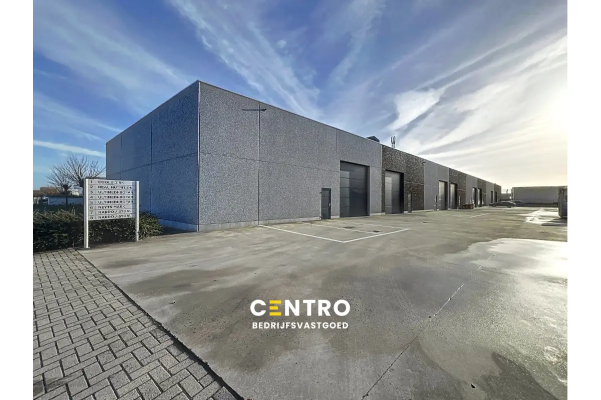 Loft te  huur in Zwevezele 8750 0.00€  slaapkamers 257.00m² - Zoekertje 625796