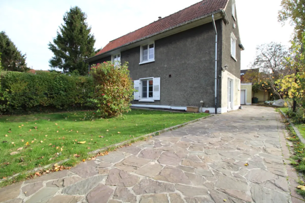 Huis te  huur in Evere 1140 2800.00€ 3 slaapkamers 180.00m² - Zoekertje 626103