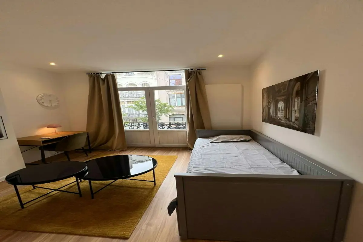 Appartement à louer à Saint-Gilles 1060 820.00€  chambres m² - annonce 626576