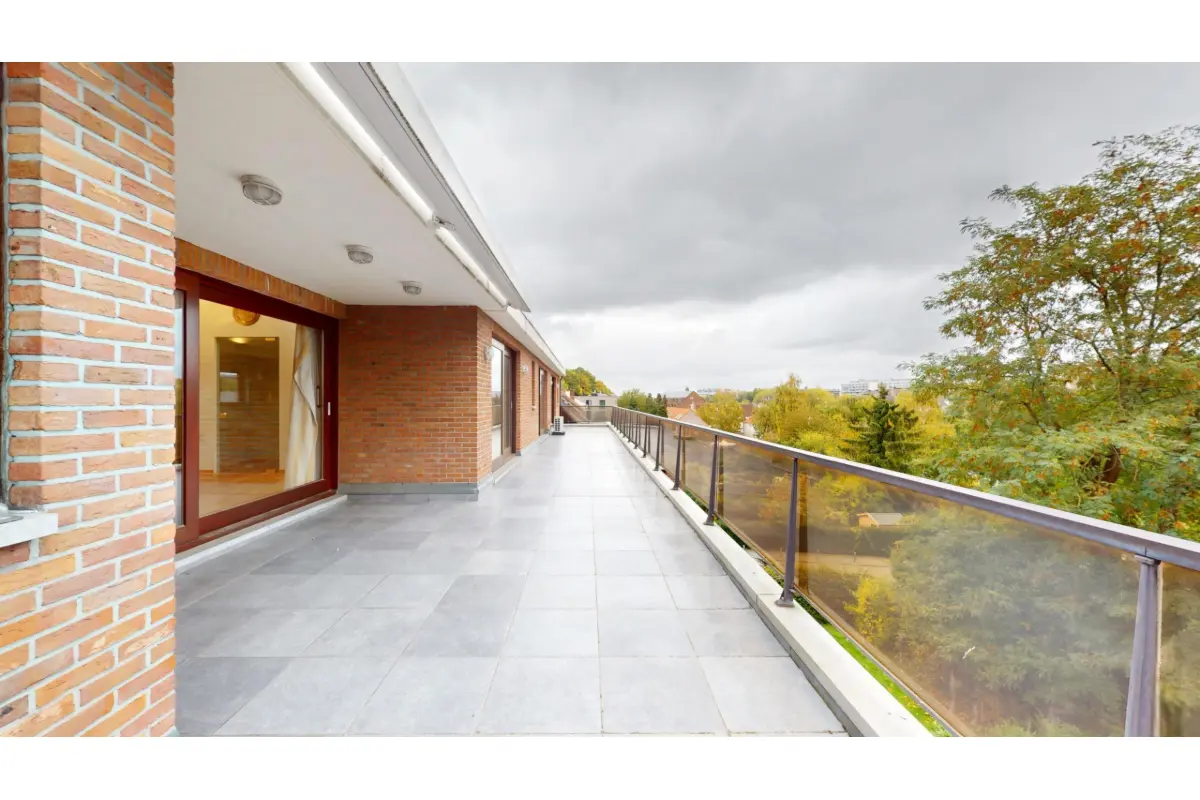 Penthouse te  in Sint-Lambrechts-Woluwe 1200 685000.00€ 3 slaapkamers 200.00m² - Zoekertje 626194