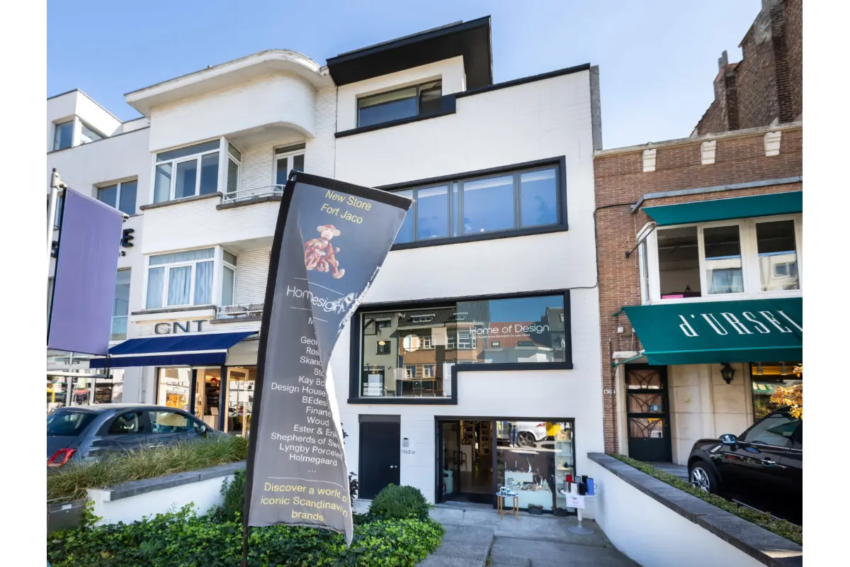 Handelszaak te  koop in Ukkel 1180 1100000.00€  slaapkamers 310.00m² - Zoekertje 627075