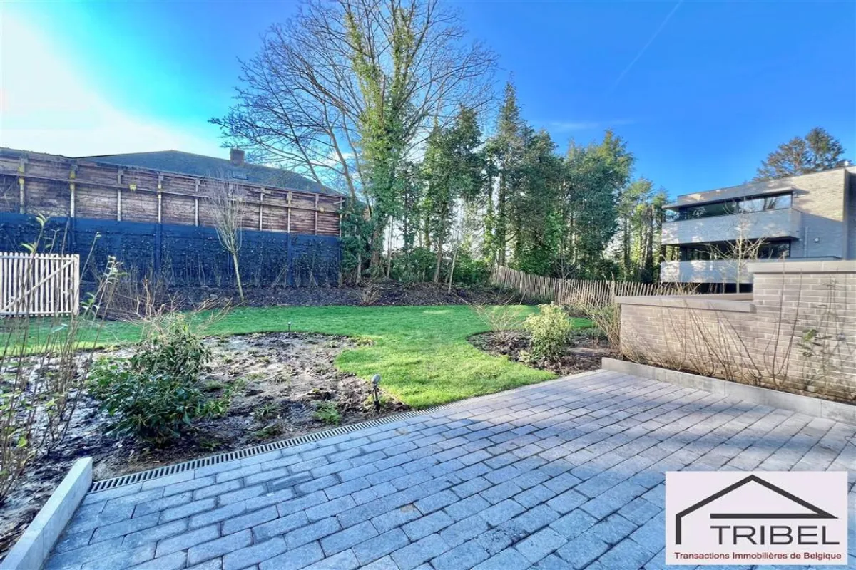 Appartement te  in Ukkel 1180 3550.00€ 3 slaapkamers 194.00m² - Zoekertje 627276