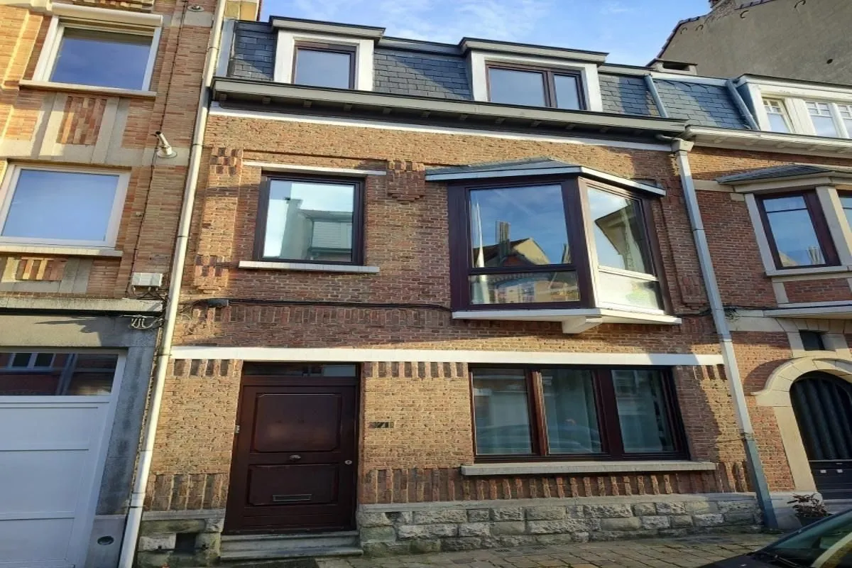 Huis te  koop in Schaarbeek 1030 770000.00€ 4 slaapkamers 238.00m² - Zoekertje 627852
