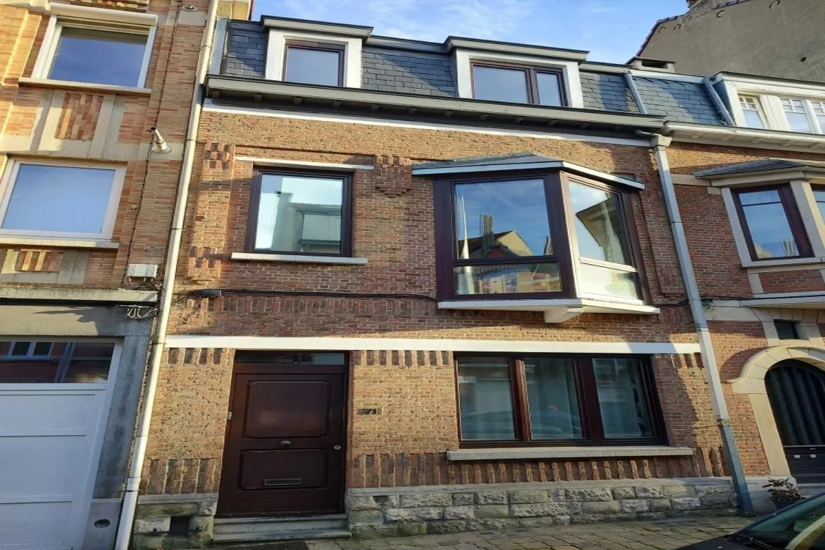 Huis te  koop in Schaarbeek 1030 780000.00€ 4 slaapkamers 238.00m² - Zoekertje 627852