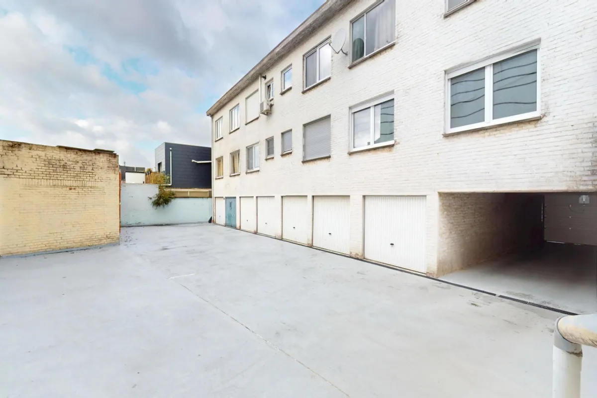 Parking / garage à vendre à La Louvière 7100 102000.00€  chambres m² - annonce 628324