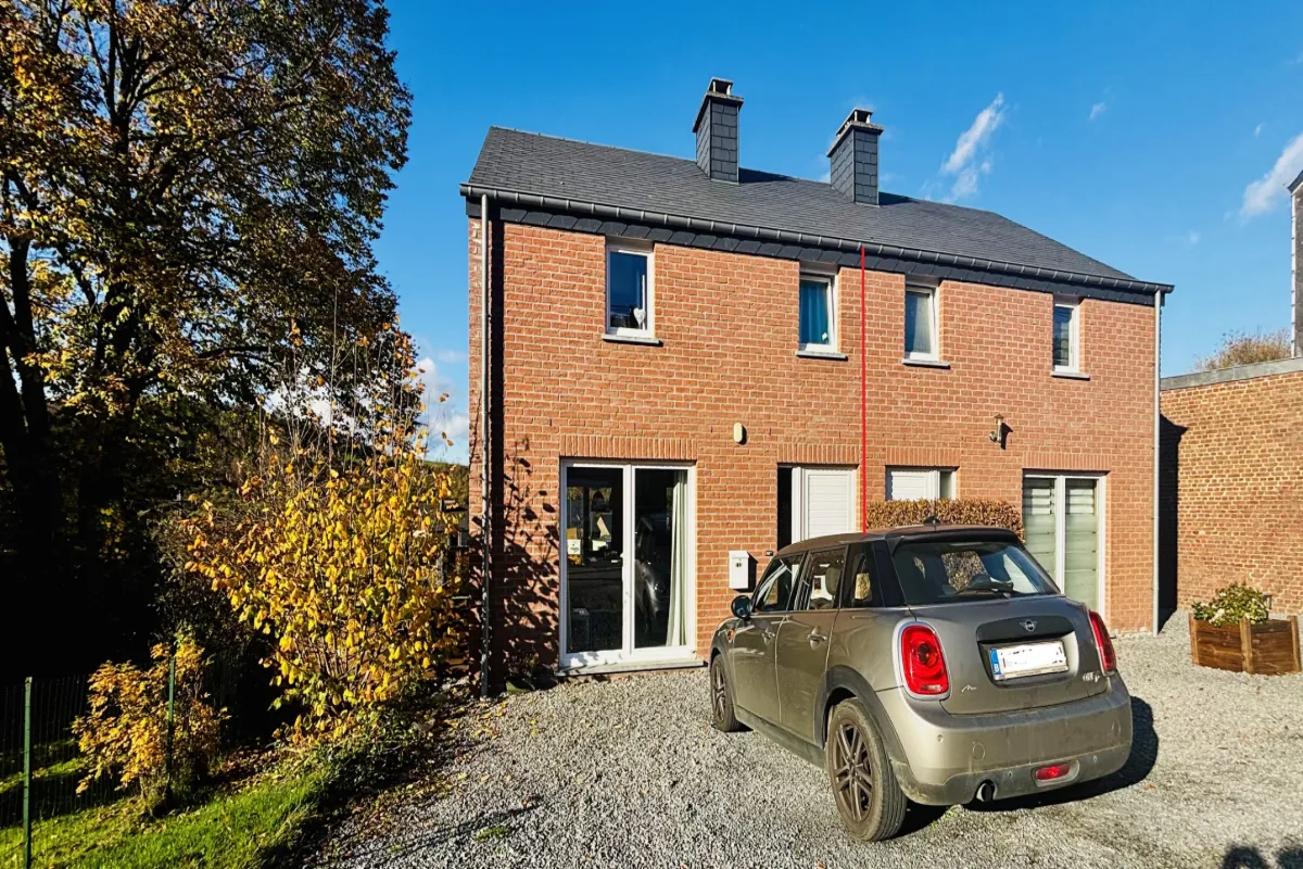 Huis te  huur in Forrières 6953 820.00€ 2 slaapkamers 80.00m² - Zoekertje 628364