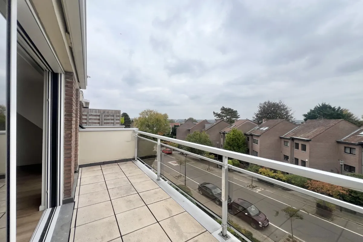 Duplex te  huur in Oudergem 1160 1950.00€ 3 slaapkamers 112.00m² - Zoekertje 629516