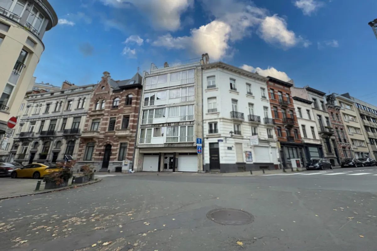 Appartement te  koop in Sint-Gillis 1060 175000.00€ 1 slaapkamers 34.00m² - Zoekertje 629500