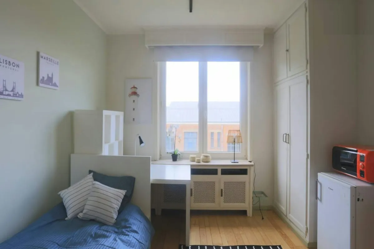 Appartement à louer à Ixelles 1050 710.00€  chambres m² - annonce 629371