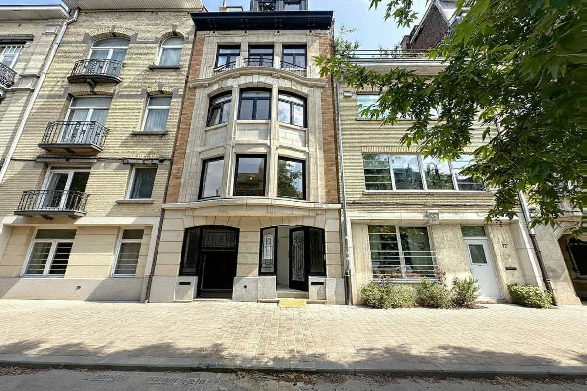 Duplex te  koop in Vorst 1190 695000.00€ 2 slaapkamers 160.00m² - Zoekertje 629000