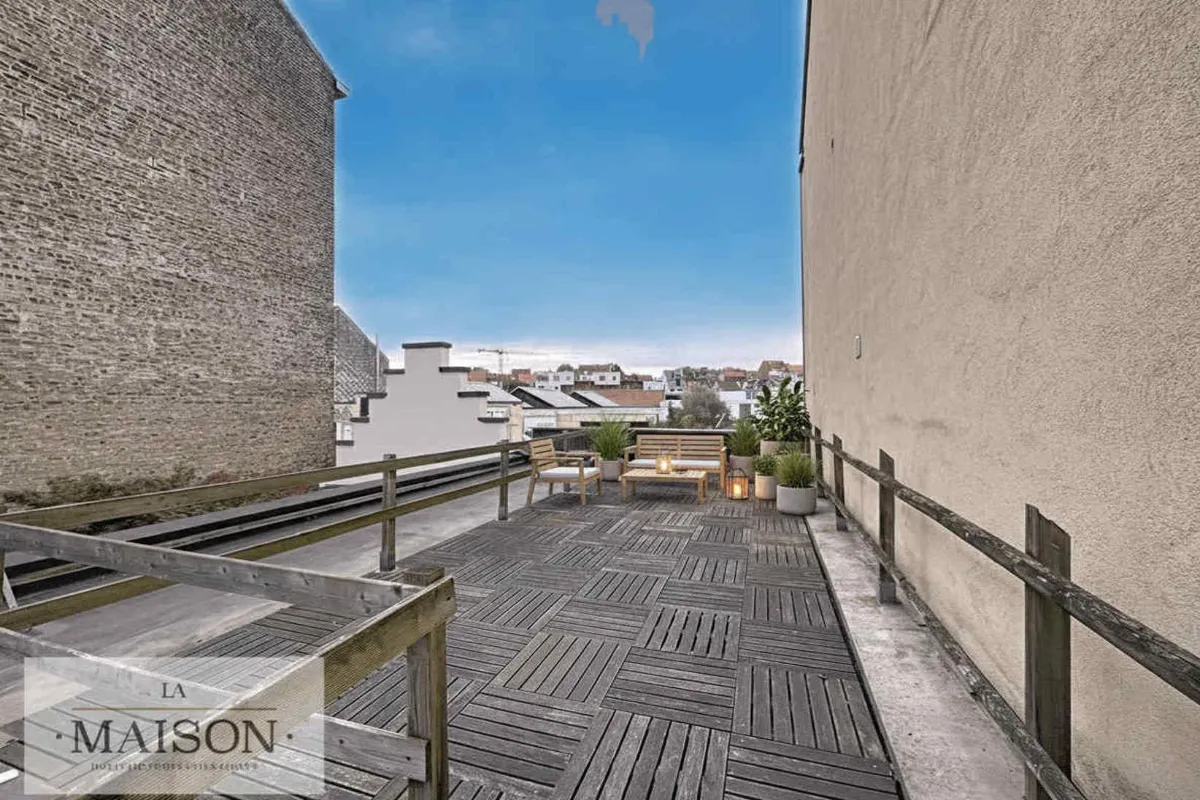 Mixgebouw te  koop in Etterbeek 1040 535000.00€ 3 slaapkamers 144.00m² - Zoekertje 628999