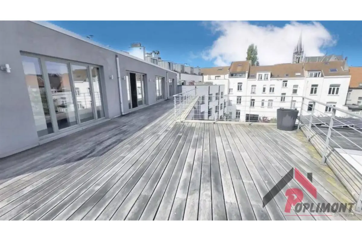 Penthouse à louer à Molenbeek-Saint-Jean 1080 1850.00€ 2 chambres 233.00m² - annonce 629306