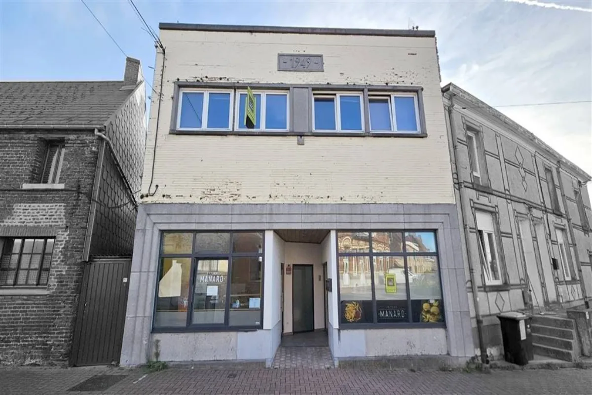 Appartementsgebouw te  koop in Wihéries 7370 140000.00€ 3 slaapkamers 262.00m² - Zoekertje 629417