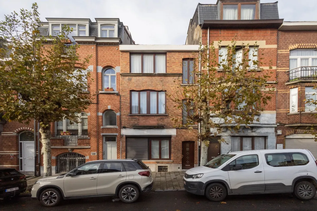Huis te  koop in Schaarbeek 1030 539000.00€ 5 slaapkamers 210.00m² - Zoekertje 628526