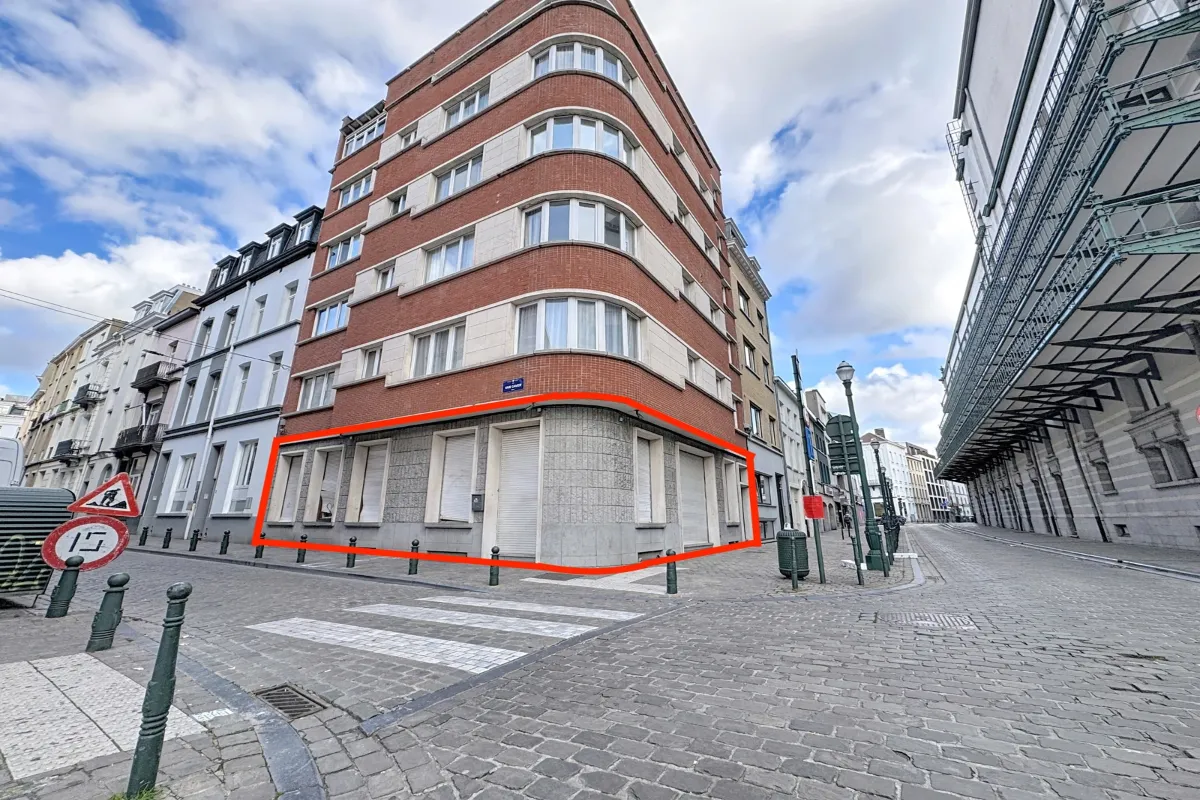 Appartement te  koop in Brussel 1000 245000.00€ 2 slaapkamers 140.00m² - Zoekertje 628522