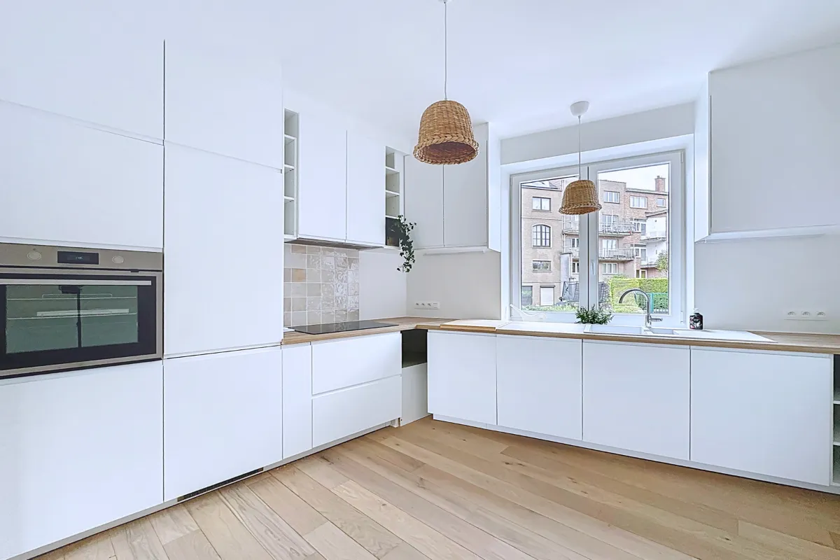 Huis te  huur in Sint-Lambrechts-Woluwe 1200 2100.00€ 2 slaapkamers 140.00m² - Zoekertje 628914