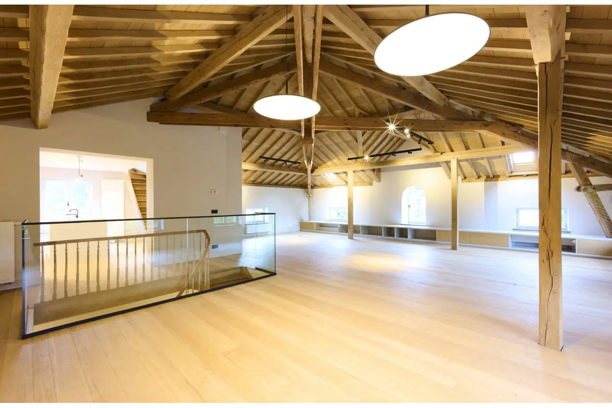 Duplex te  in Waterloo 1410 3000.00€ 3 slaapkamers 298.00m² - Zoekertje 629461