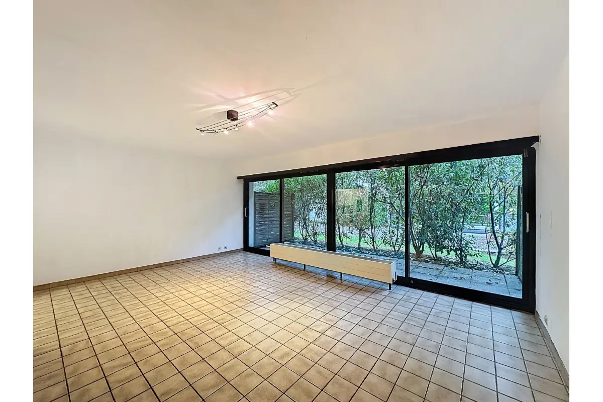 Studio te  huur in Sint-Lambrechts-Woluwe 1200 900.00€  slaapkamers 45.00m² - Zoekertje 628954