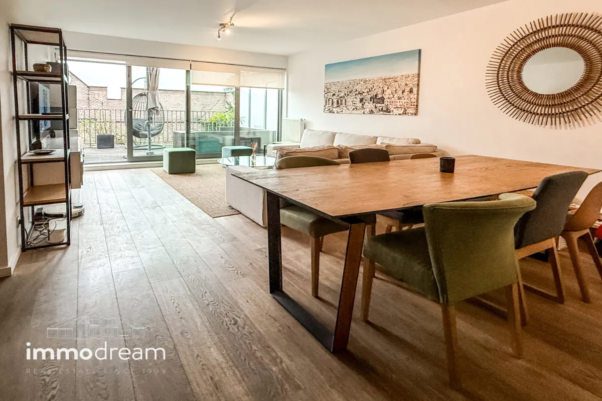 Benedenverdieping te  huur in Ukkel 1180 1450.00€ 2 slaapkamers 101.00m² - Zoekertje 628750