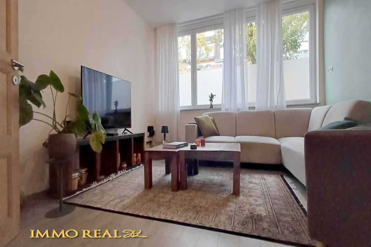 Benedenverdieping te  koop in Brussel 1000 315000.00€ 2 slaapkamers 130.00m² - Zoekertje 629517