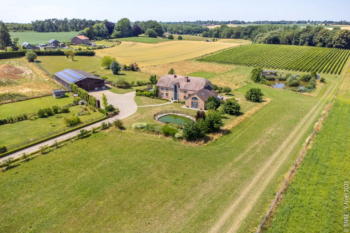 Huis te  huur in Villers-la-Ville 1495 480.00€ 4 slaapkamers 300.00m² - Zoekertje 628535