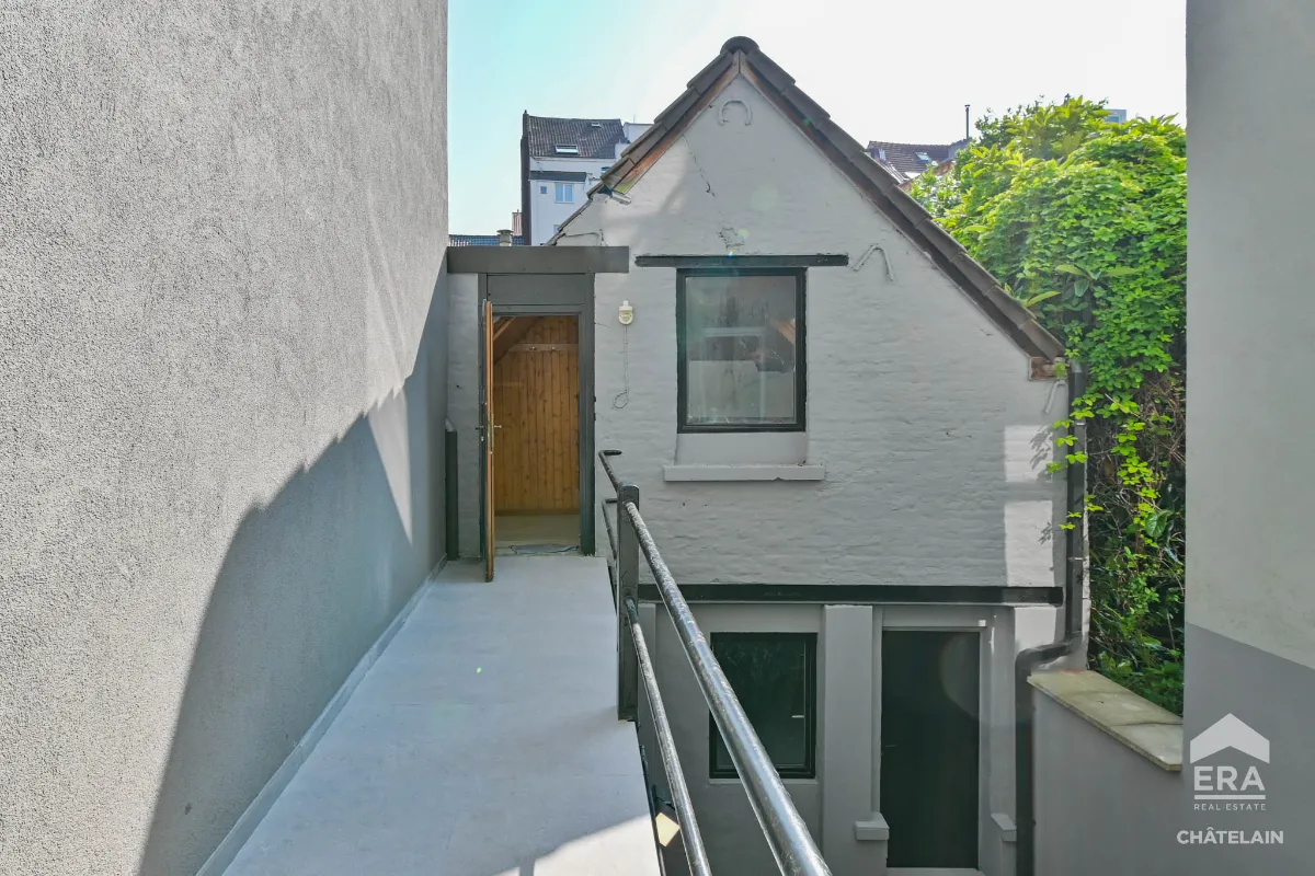 Handelszaak te  huur in Sint-Gillis 1060 750.00€ 0 slaapkamers 80.00m² - Zoekertje 630527