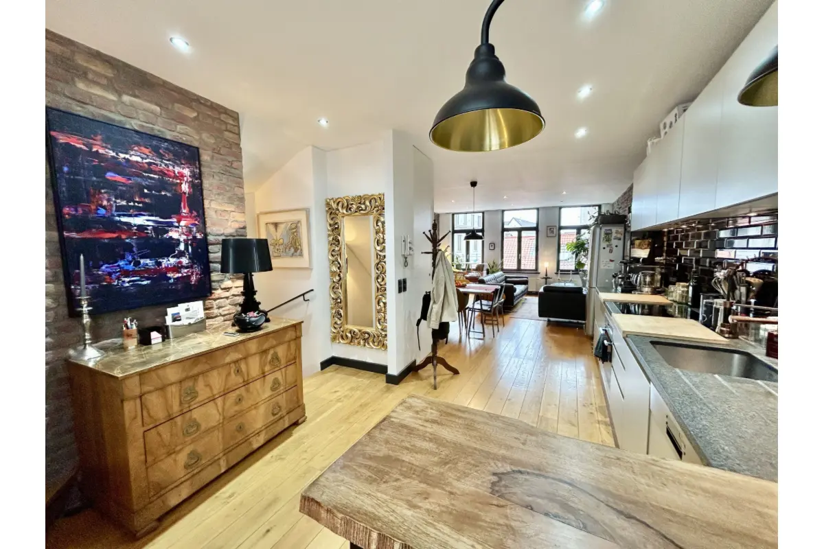 Duplex te  huur in Brussel 1000 1500.00€ 1 slaapkamers 99.00m² - Zoekertje 630290