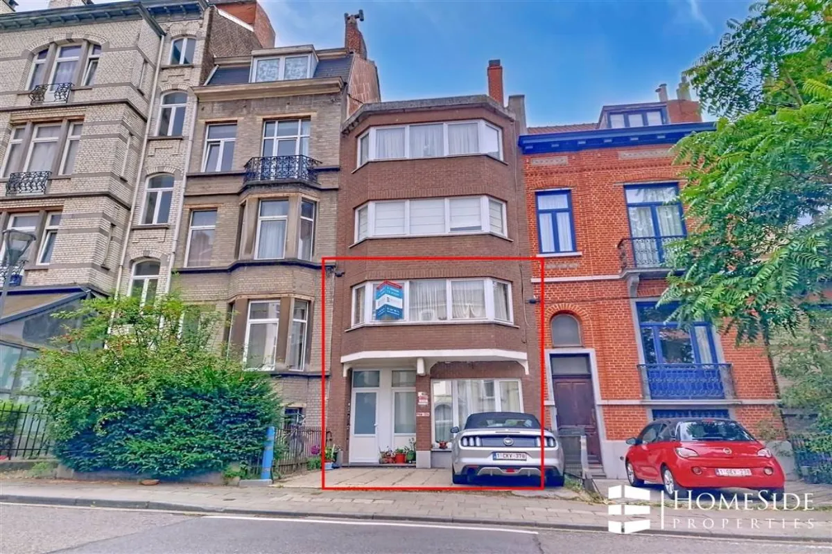 Huis te  koop in Schaarbeek 1030 359000.00€ 2 slaapkamers 105.00m² - Zoekertje 631534